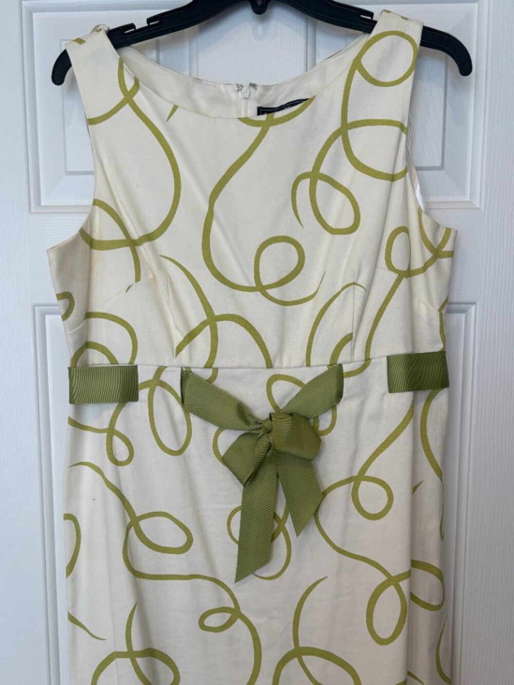 Jessica Howard Cream and Green Dress